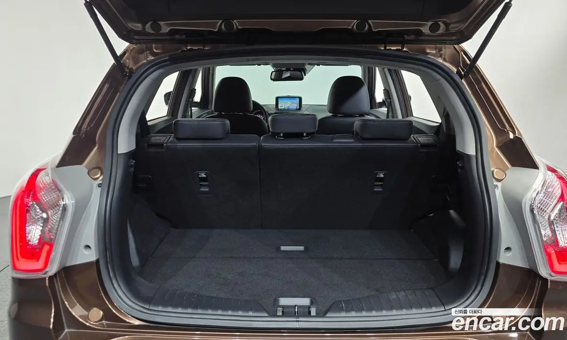SsangYong TIBOLI 2016 1.6 автомат (гидро), фото 20 SsangYong TIBOLI 2016 1.6 автомат (гидро), фото 20