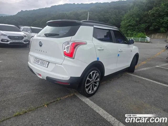 SsangYong TIBOLI 2017 1.6 автомат (гидро), миниатюра 2