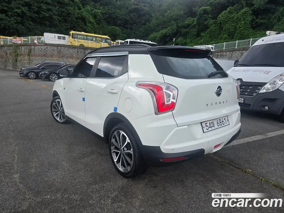 SsangYong TIBOLI 2017 1.6 автомат (гидро), фото 14