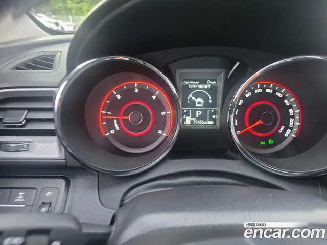 SsangYong TIBOLI 2017 1.6 автомат (гидро), миниатюра 8