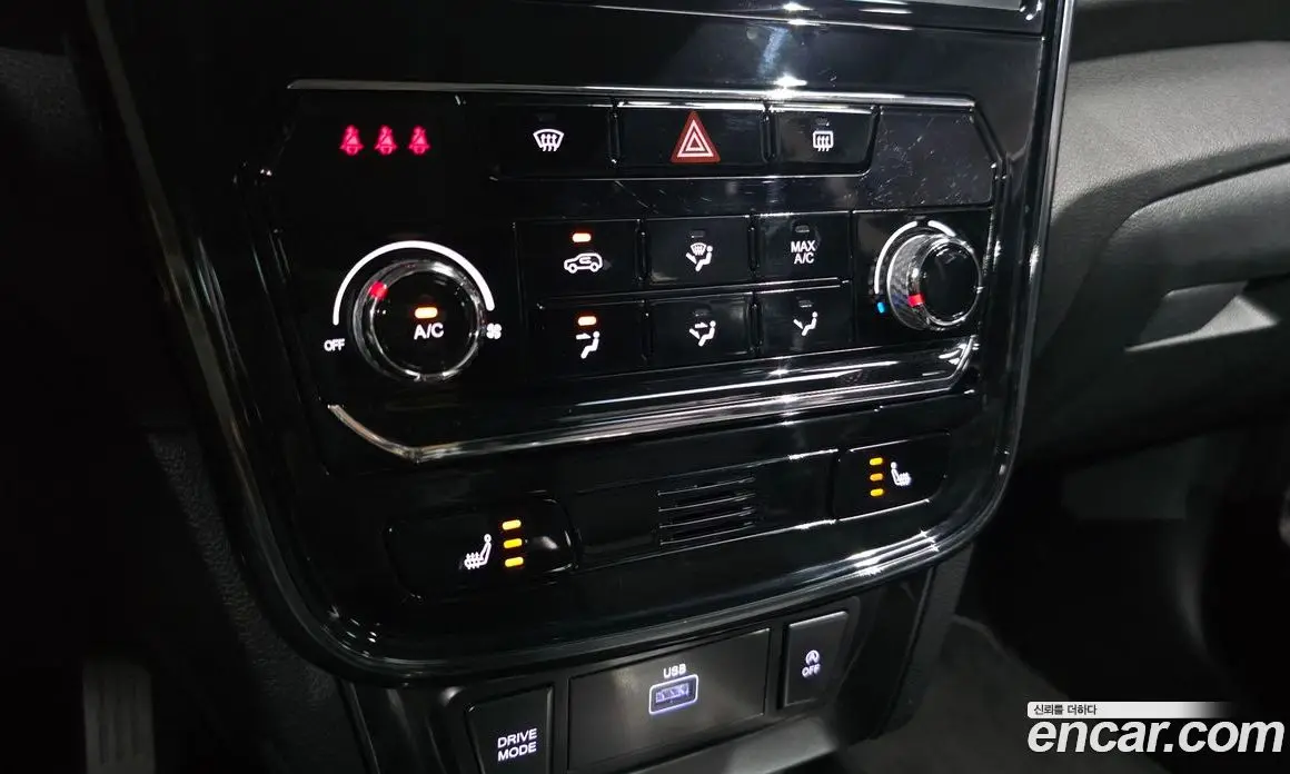 SsangYong TIBOLI 2022 1.5 автомат (гидро), фото 16