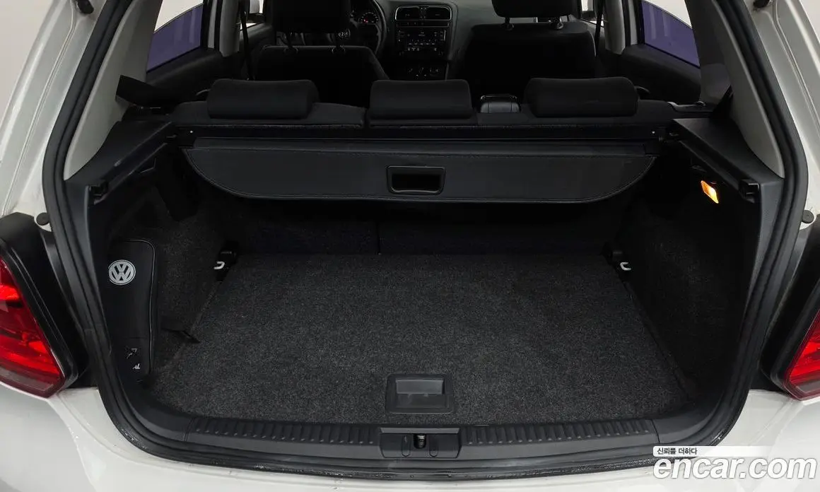 Volkswagen Polo 2013 1.6 автомат (гидро), фото 20