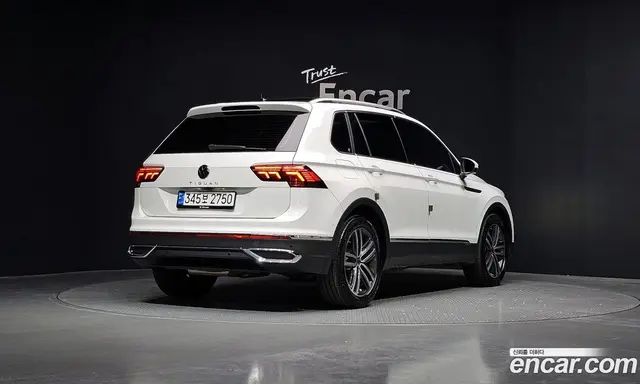 Volkswagen Tiguan 2024 2.0 автомат (гидро), миниатюра 2
