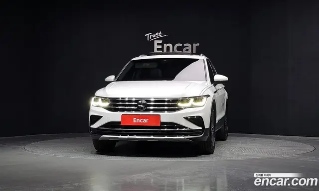 Volkswagen Tiguan 2024 2.0 автомат (гидро), миниатюра 3
