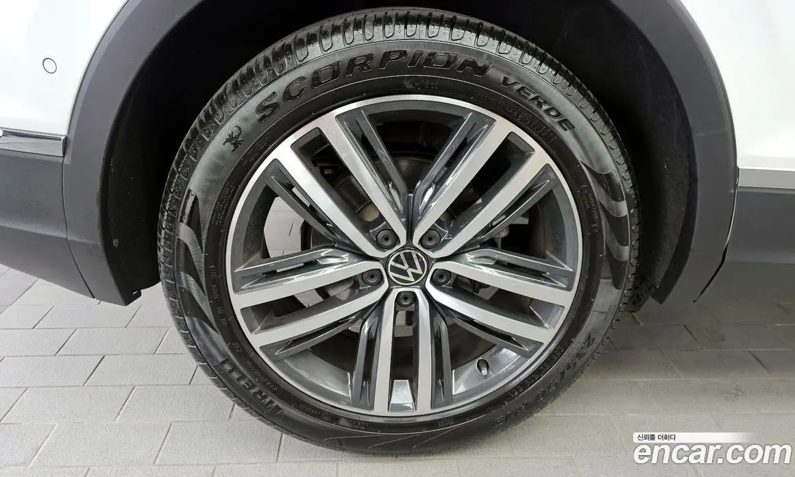 Volkswagen Tiguan 2024 2.0 автомат (гидро), фото 5