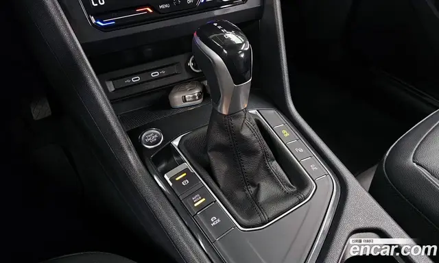 Volkswagen Tiguan 2024 2.0 автомат (гидро), миниатюра 9