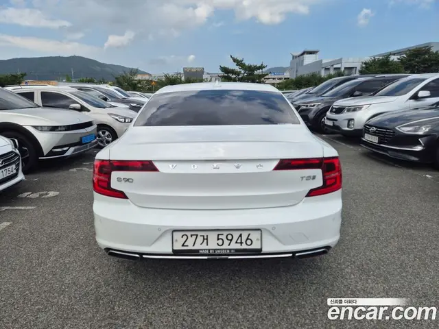 Volvo S90 2019 2.0 автомат (гидро), миниатюра 4 Volvo S90 2019 2.0 автомат (гидро), миниатюра 4