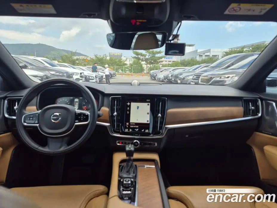 Volvo S90 2019 2.0 автомат (гидро), фото 7 Volvo S90 2019 2.0 автомат (гидро), фото 7