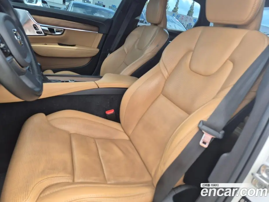 Volvo S90 2019 2.0 автомат (гидро), фото 10 Volvo S90 2019 2.0 автомат (гидро), фото 10