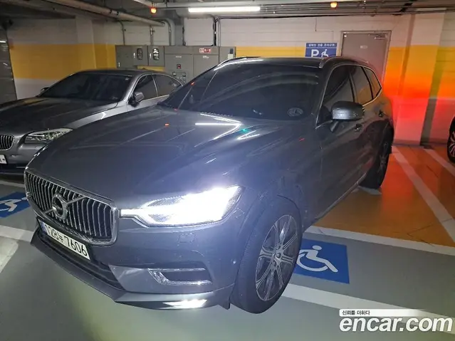 Volvo XC60 2019 2.0 автомат (гидро), миниатюра 4 Volvo XC60 2019 2.0 автомат (гидро), миниатюра 4