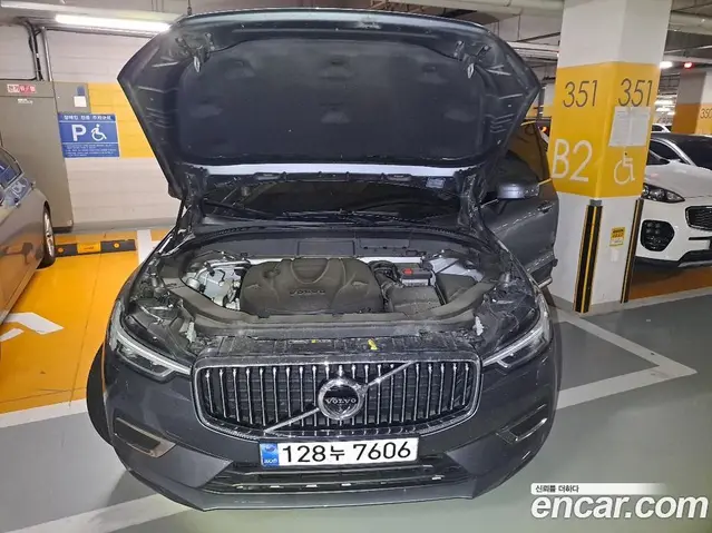 Volvo XC60 2019 2.0 автомат (гидро), миниатюра 8 Volvo XC60 2019 2.0 автомат (гидро), миниатюра 8