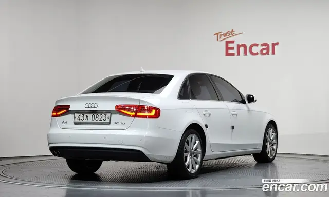 Audi A4 2015 2.0 автомат (гидро), миниатюра 2