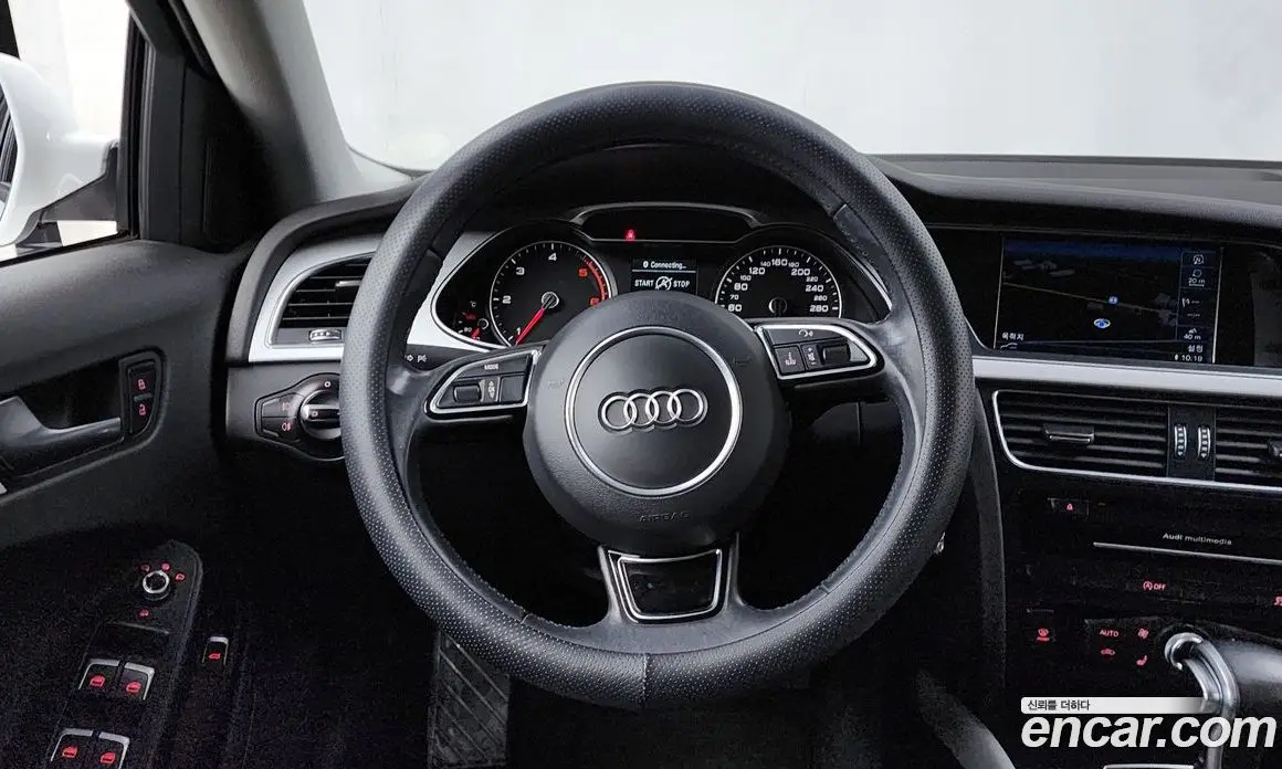 Audi A4 2015 2.0 автомат (гидро), фото 13