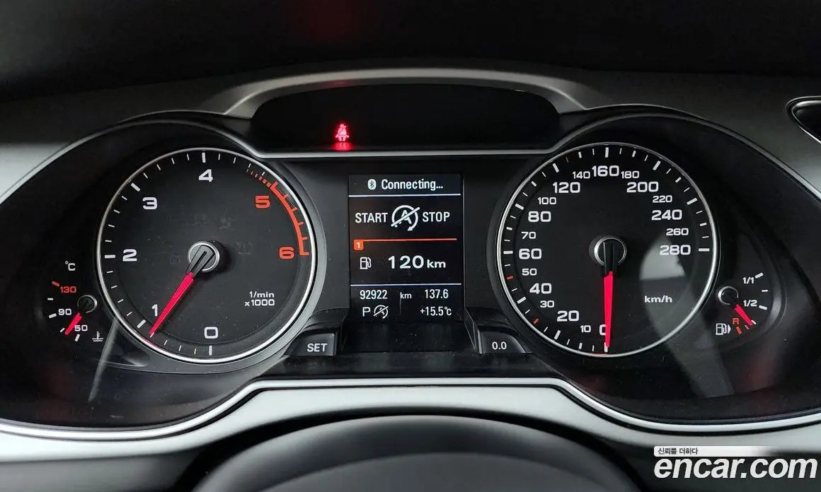 Audi A4 2015 2.0 автомат (гидро), фото 8