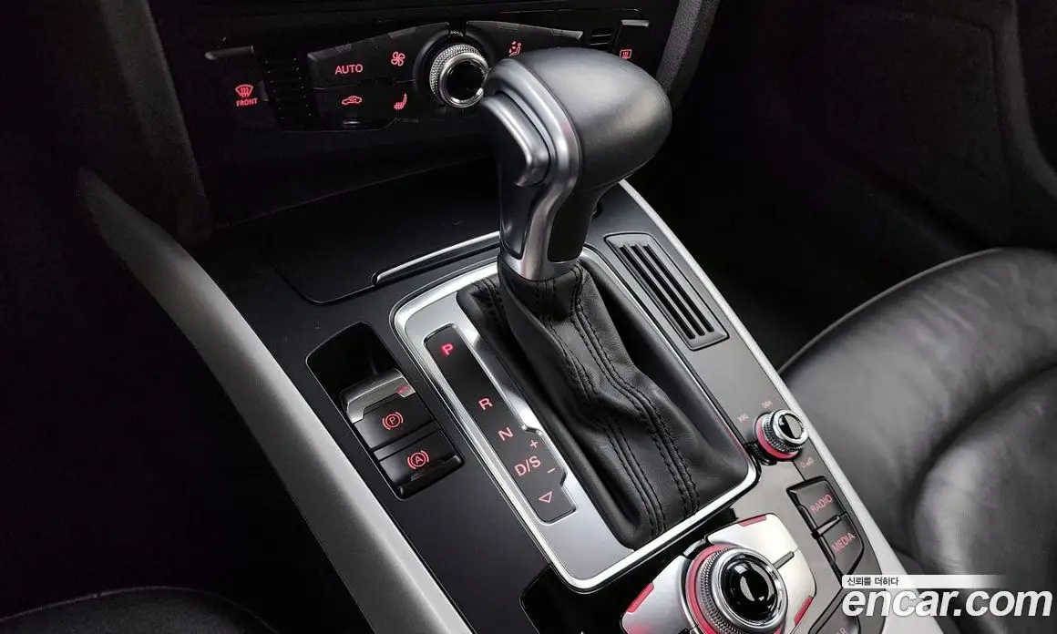 Audi A4 2015 2.0 автомат (гидро), фото 9