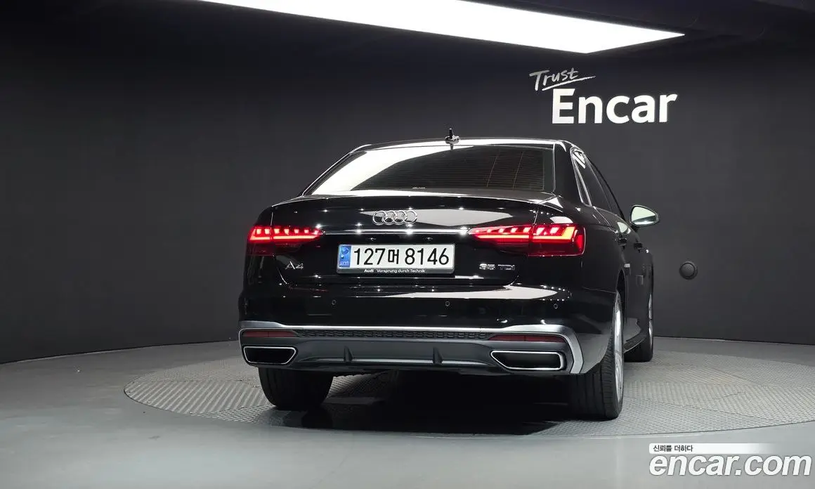 Audi A4 2020 2.0 автомат (гидро), фото 4