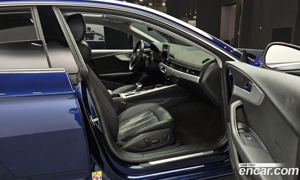 Audi A5 2022 2.0 автомат (гидро), фото 11