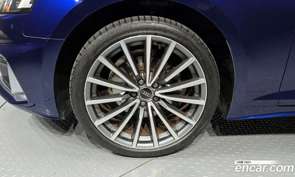 Audi A5 2022 2.0 автомат (гидро), фото 5