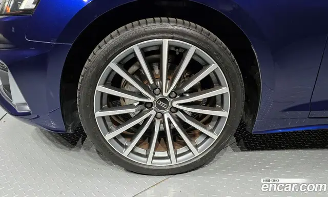 Audi A5 2022 2.0 автомат (гидро), миниатюра 5