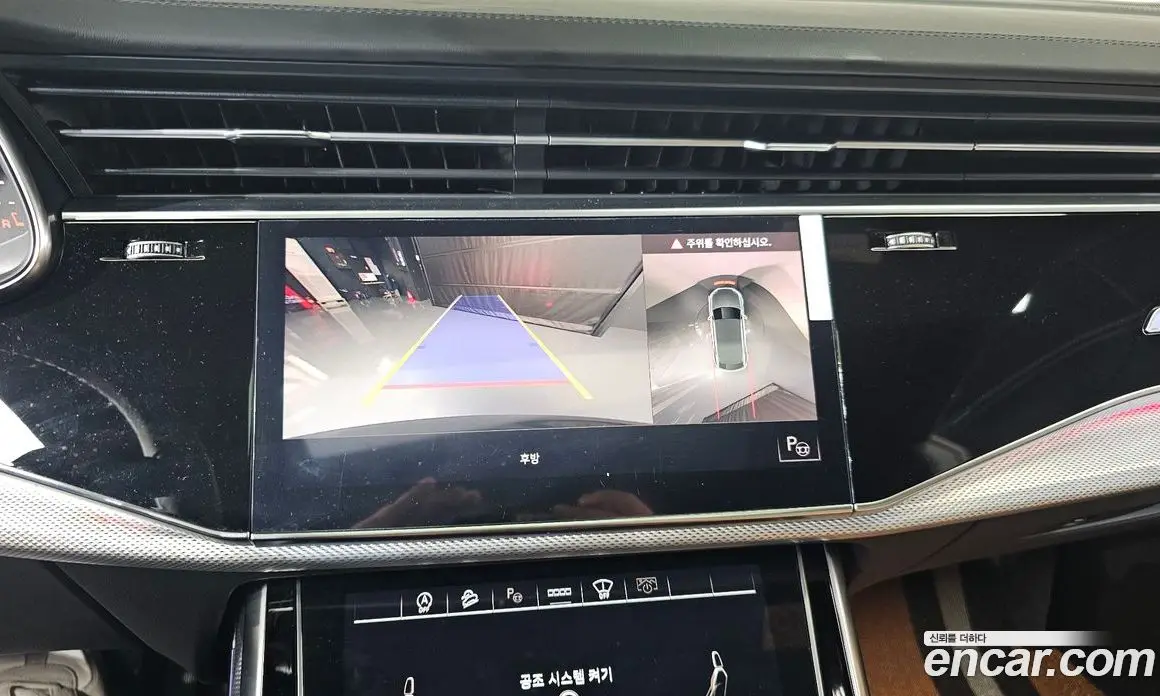 Audi Q8 2020 3.0 автомат (гидро), фото 15