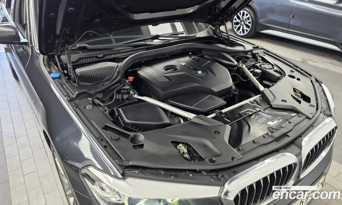 BMW 5 серия 2018 2.0 автомат (гидро), фото 6