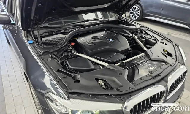 BMW 5 серия 2018 2.0 автомат (гидро), миниатюра 6