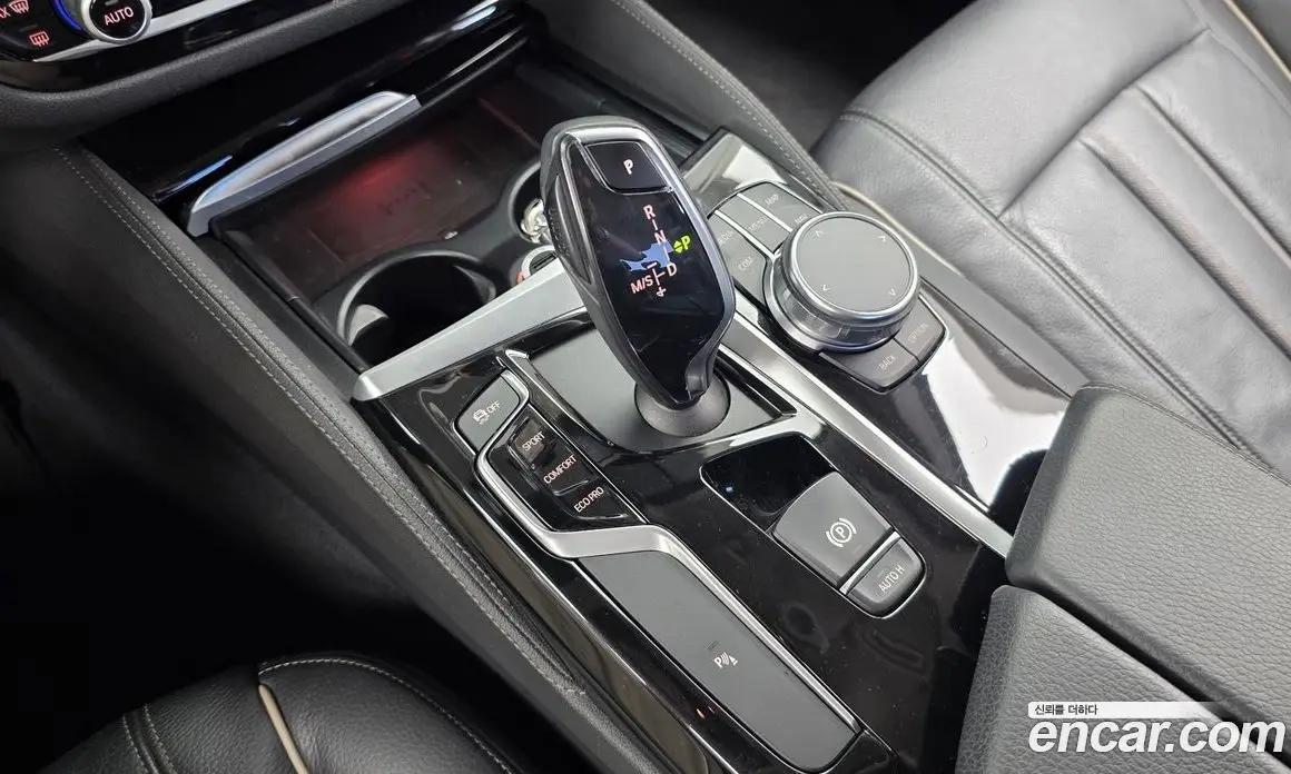 BMW 5 серия 2018 2.0 автомат (гидро), фото 9