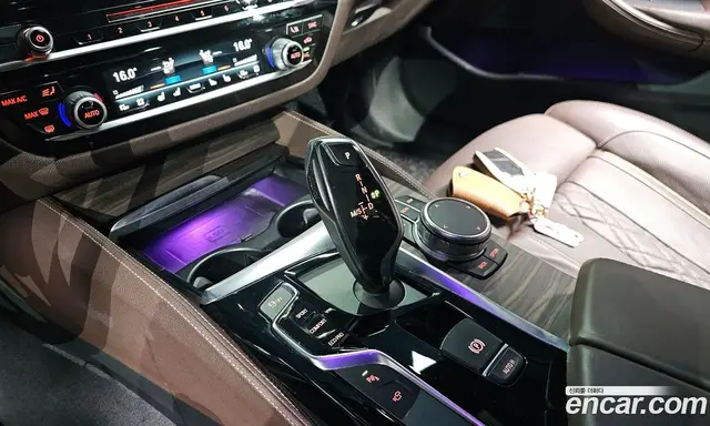 BMW 5 серия 2018 2.0 автомат (гидро), миниатюра 9 BMW 5 серия 2018 2.0 автомат (гидро), миниатюра 9