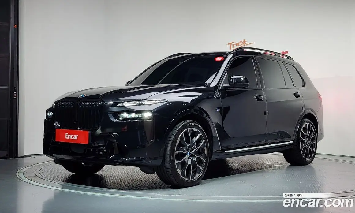 BMW X7 2025 3.0 автомат (гидро), фото 1 BMW X7 2025 3.0 автомат (гидро), фото 1