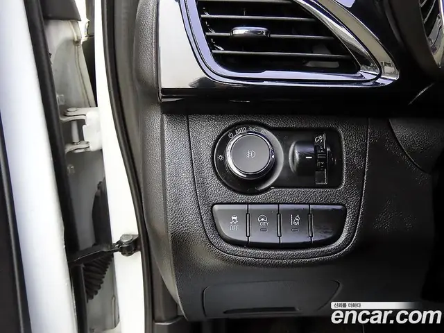 Chevrolet Spark 2015 1.0 автомат (гидро), миниатюра 12