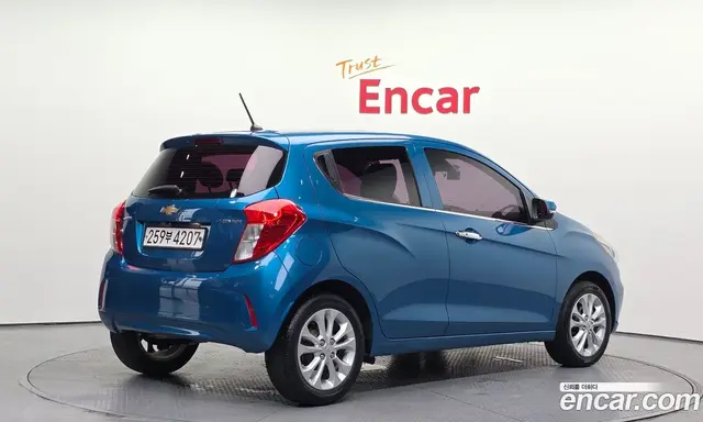 Chevrolet Spark 2020 1.0 автомат (гидро), миниатюра 2