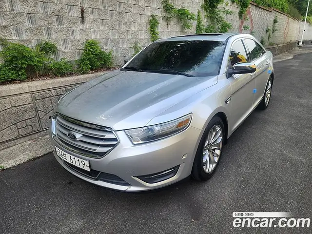 Ford Taurus, 2013, 105 209 км