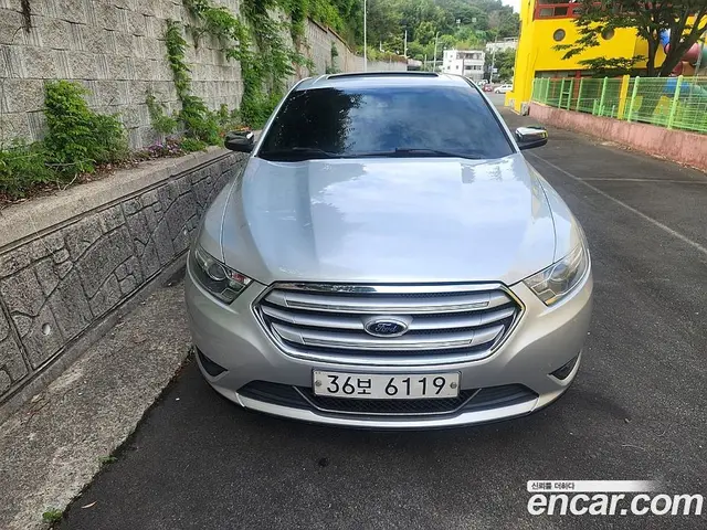 Ford Taurus 2013 2.0 автомат (гидро), миниатюра 2 Ford Taurus 2013 2.0 автомат (гидро), миниатюра 2
