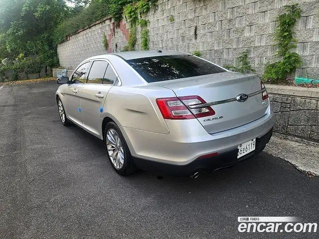 Ford Taurus 2013 2.0 автомат (гидро), миниатюра 4 Ford Taurus 2013 2.0 автомат (гидро), миниатюра 4