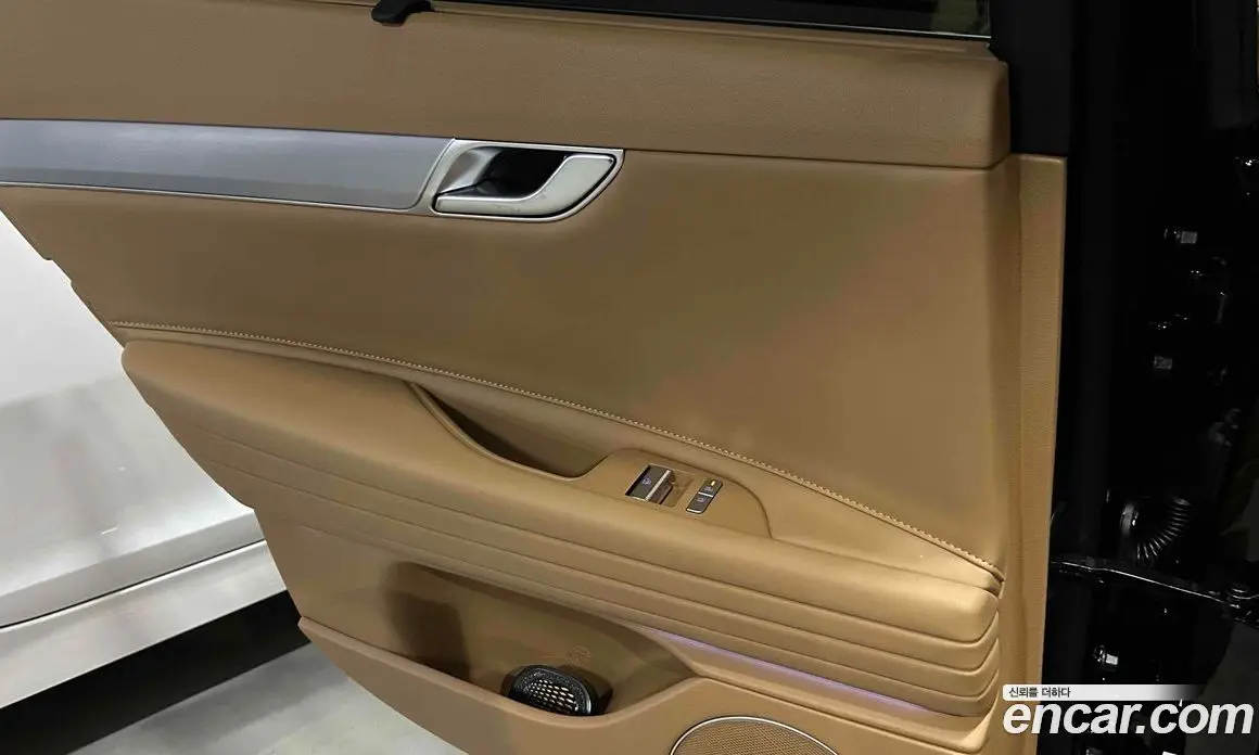 Genesis G80 2026 2.5 автомат (гидро), фото 13
