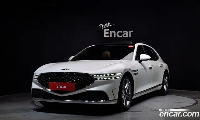 Genesis G90, 2022, 74 920 км