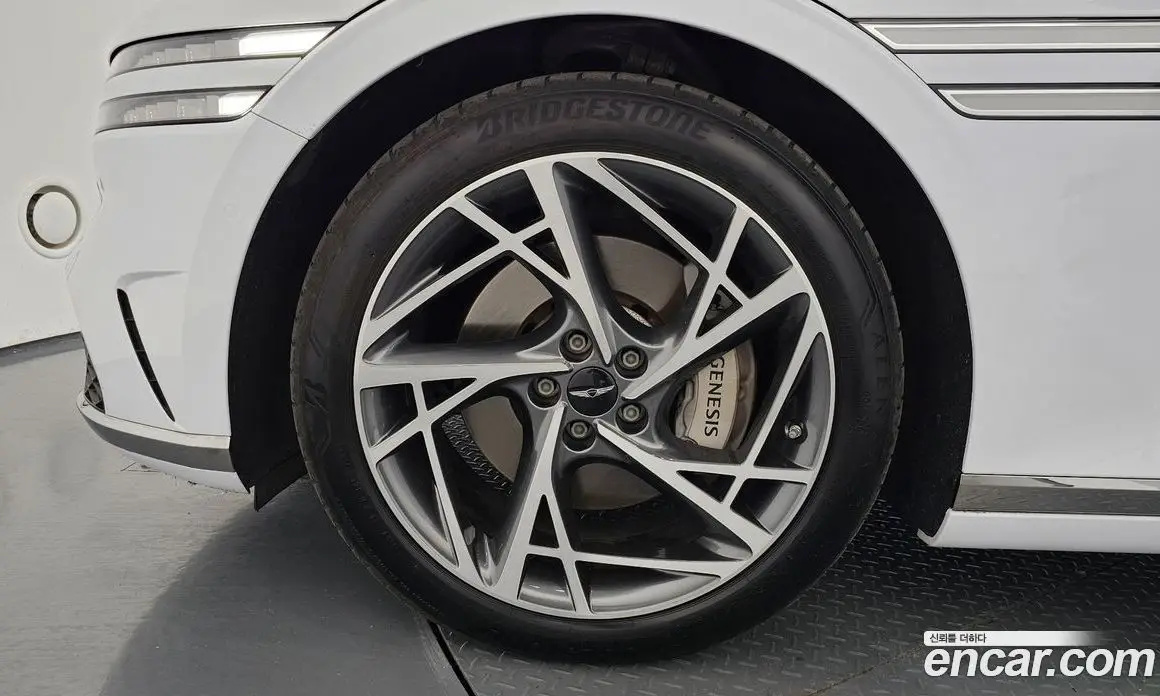 Genesis G90 2022 3.5 автомат (гидро), фото 5 Genesis G90 2022 3.5 автомат (гидро), фото 5