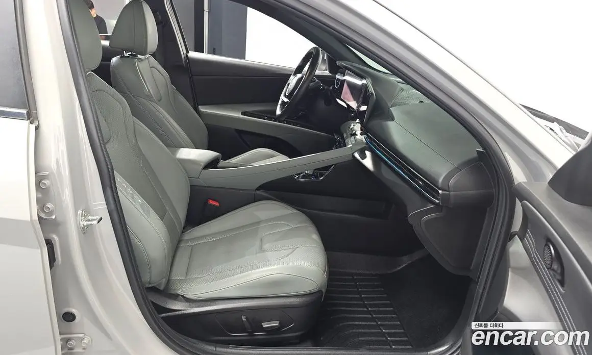 Hyundai Avante 2023 1.6 автомат (гидро), фото 11 Hyundai Avante 2023 1.6 автомат (гидро), фото 11