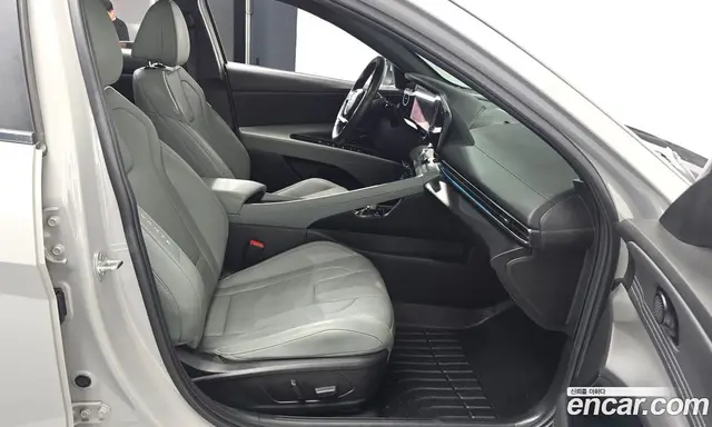 Hyundai Avante 2023 1.6 автомат (гидро), миниатюра 11 Hyundai Avante 2023 1.6 автомат (гидро), миниатюра 11
