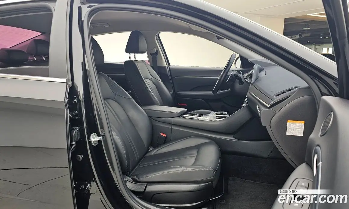 Hyundai Sonata 2020 2.0 автомат (гидро), фото 11