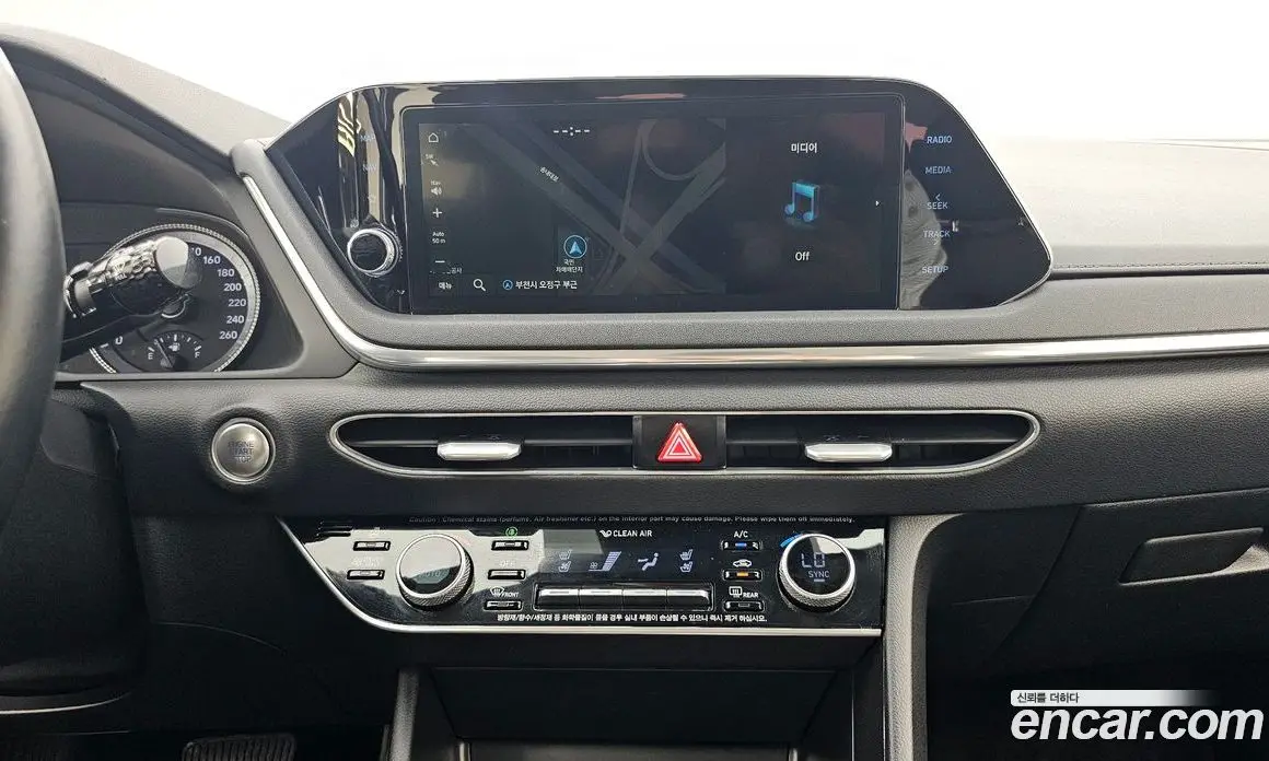 Hyundai Sonata 2020 2.0 автомат (гидро), фото 14