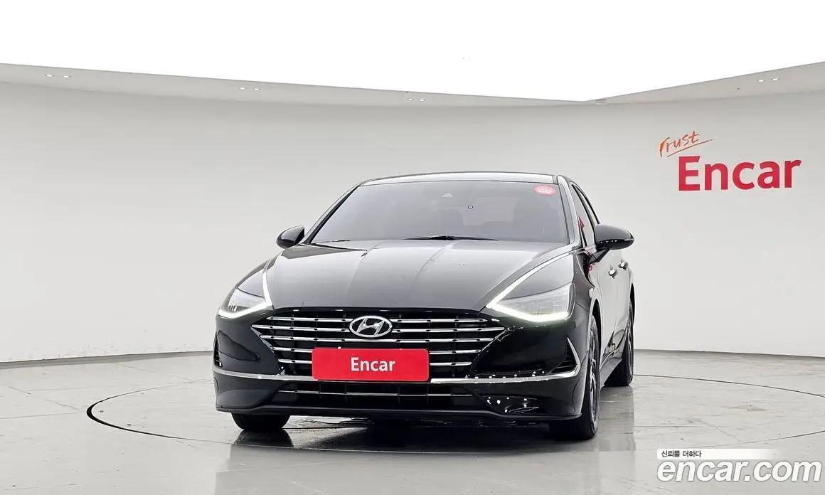 Hyundai Sonata 2020 2.0 автомат (гидро), фото 3