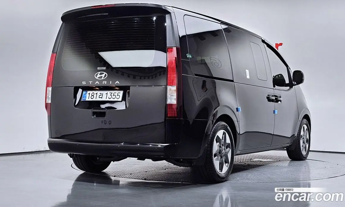 Hyundai Staria 2025 3.5 автомат (гидро), фото 2 Hyundai Staria 2025 3.5 автомат (гидро), фото 2