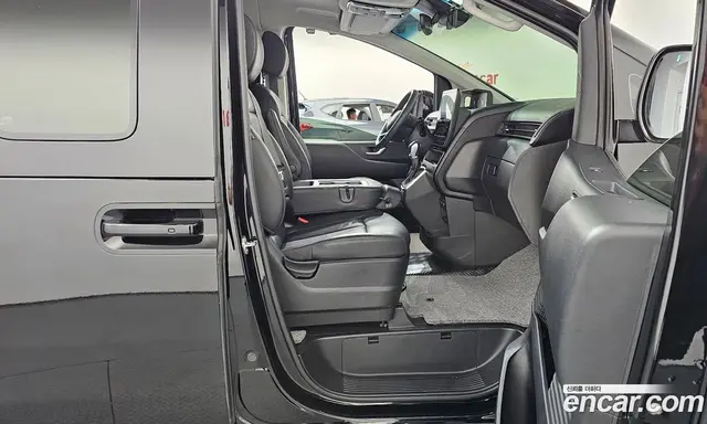 Hyundai Staria 2025 3.5 автомат (гидро), миниатюра 11 Hyundai Staria 2025 3.5 автомат (гидро), миниатюра 11