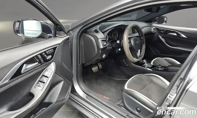 Infiniti Q30 2017 2.0 автомат (гидро), миниатюра 12