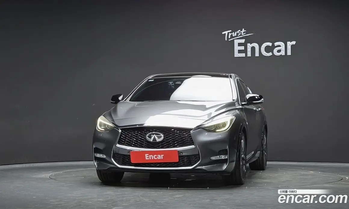 Infiniti Q30 2017 2.0 автомат (гидро), фото 3
