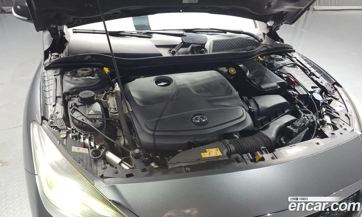 Infiniti Q30 2017 2.0 автомат (гидро), фото 6