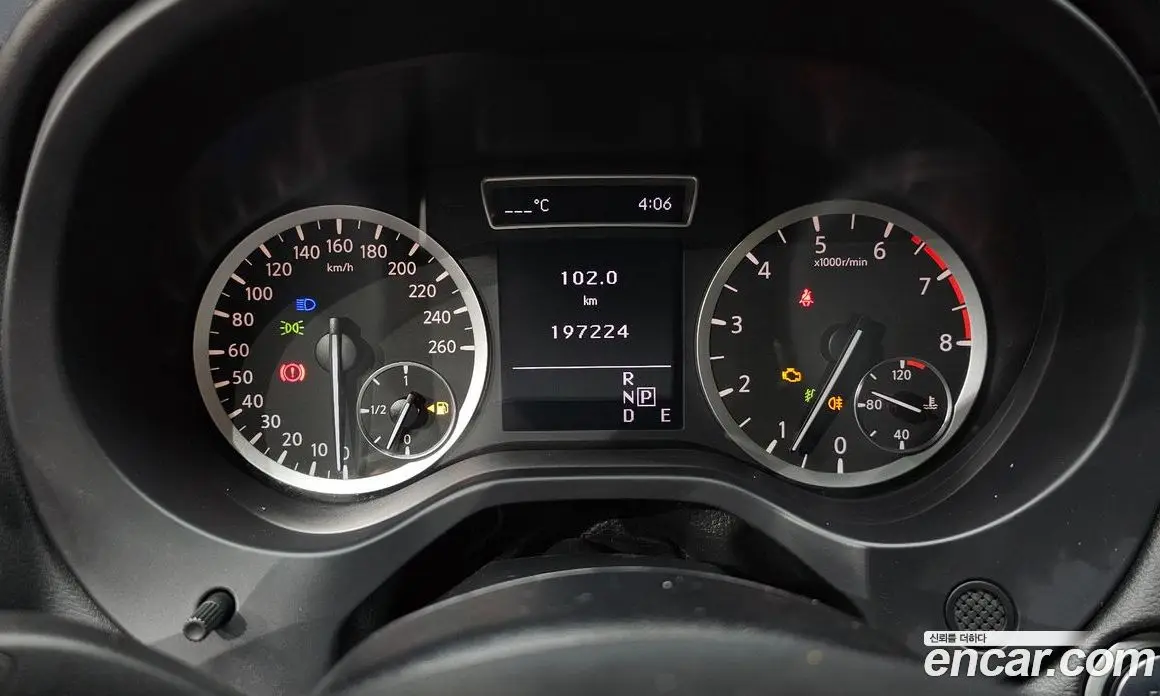 Infiniti Q30 2017 2.0 автомат (гидро), фото 8