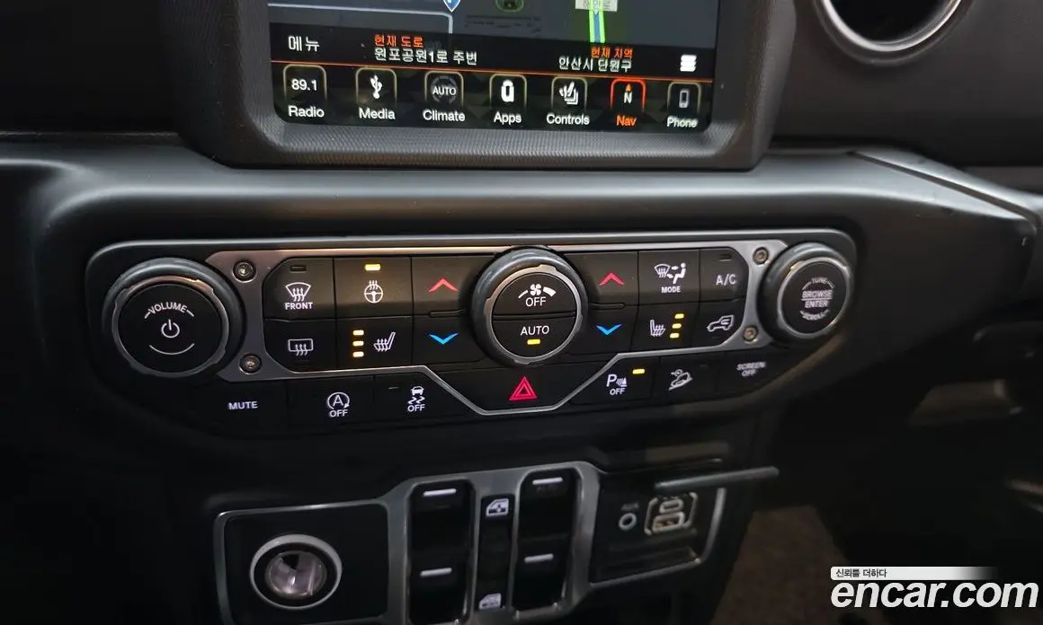 Jeep Wrangler 2019 2.0 автомат (гидро), фото 13