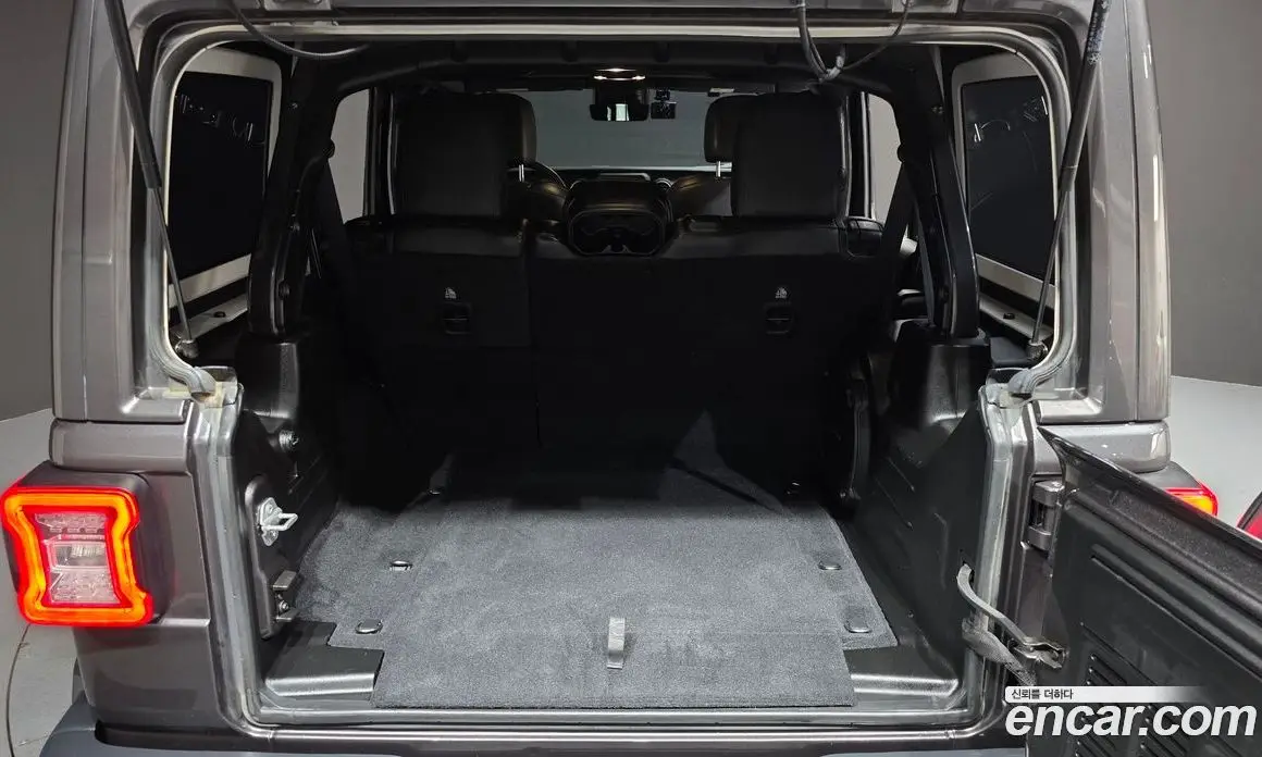 Jeep Wrangler 2019 2.0 автомат (гидро), фото 18